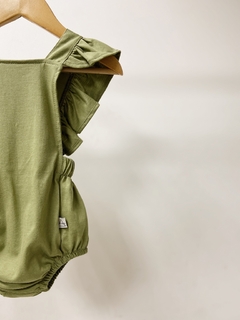 Pronta entrega - Romper baby babado liso oliva - You Boy Kids