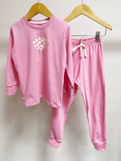 Pronta Entrega - Pijaminha longo tutti-frutti ovelhinha corações brilha no escuro - loja online