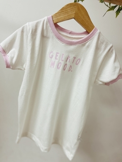 Pronta entrega - Camiseta manga curta off GELATO MOOD. rosa claro detalhe punho manga - loja online