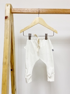 Pronta entrega - Calça Baby Harém Babado atrás liso basics Off - comprar online