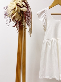 Pronta entrega - Vestido babado costas liso off botão em madeira na internet