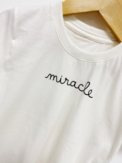 Pronta entrega - Camiseta manga curta miracle - comprar online