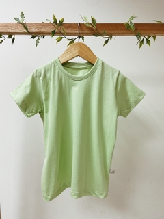Pronta entrega - Camiseta manga curta lisa verde fabula - comprar online