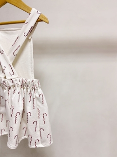 Pronta entrega - Salopete kids frente botões madeira transpasse costas bengalinhas Marsala