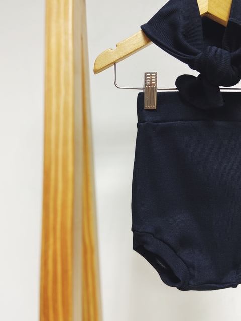 Pronta entrega - Shorts Hotpant com turbante canelado liso basics preto