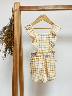 Pronta entrega - Jardineira com babado xadrez mostarda na internet