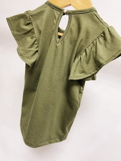 Pronta entrega - Blusa babado botão pérola verde cactus - comprar online