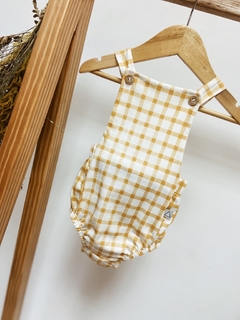 Pronta entrega - Romper baby com botões estampado xadrez mostarda - comprar online