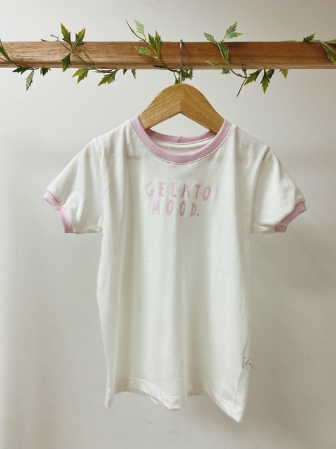 Pronta entrega - Camiseta manga curta off GELATO MOOD. rosa claro detalhe punho manga