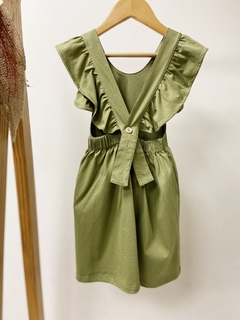 Pronta entrega - Vestido babado costas liso oliva botão em madeira