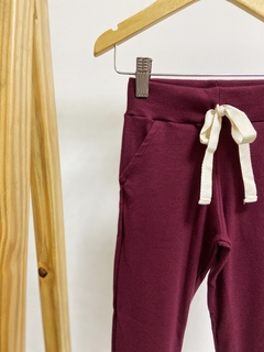 Pronta entrega - Calça jogger kids canelada vinho - comprar online