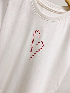 Pronta entrega - Camiseta kids off manga curta bengalinha coração marsala na internet