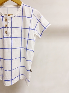 Pronta entrega - Camiseta botões Kids Manga curta estampada blue grid na internet
