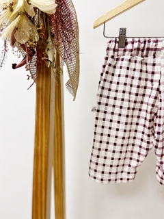 Imagem do Pronta entrega - Bermuda Jogger kids Estampado off xadrez vinho