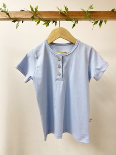 Imagem do Pronta entrega - Camiseta manga curta botões madeira natural Aqua