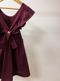 Imagem do Pronta entrega - Vestido babado costas liso vinho botão em madeira