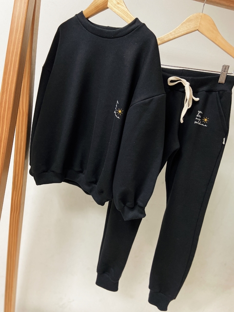 Pronta entrega - Conjunto moletom oversized + calça jogger peluciado medio preto you are my sunshine
