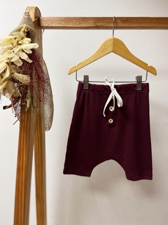 Pronta entrega - Bermuda saruel baby com botões canelado vinho na internet