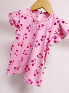 Pronta entrega - Blusa babado cherry detalhe botao perola - comprar online