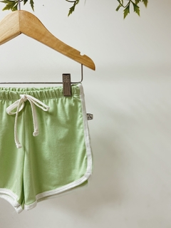 Pronta entrega - Shorts boxer retrô verde fabula na internet