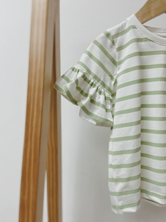 Pronta entrega - Blusa Kids manga curta com babado off listrado verde fábula na internet