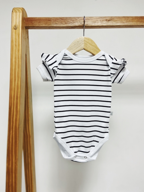 Pronta entrega - Body manga curta com babado estampado Listras