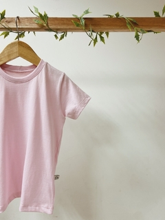 Pronta entrega - Camiseta manga curta lisa rosa claro na internet