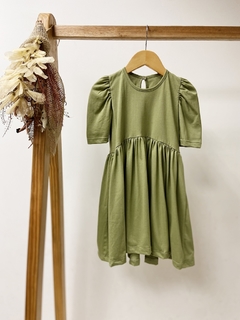 Pronta entrega - Vestido manga bufante oliva botão em pérola - comprar online