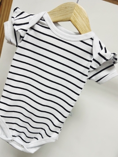 Pronta entrega - Body manga curta com babado estampado Listras - comprar online