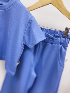 Pronta entrega - Conjunto kids pantalona bolso lateral + cropped over moletinho Blue - You Boy Kids