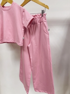 Pronta entrega - Conjunto kids pantalona bolso lateral + cropped over moletinho tutti-frutti na internet