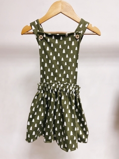 Pronta entrega - Salopete kids frente botões madeira transpasse costas verde cactus pinheirinhos off - You Boy Kids