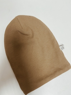 Pronta entrega - Touca beanie canelada avelã