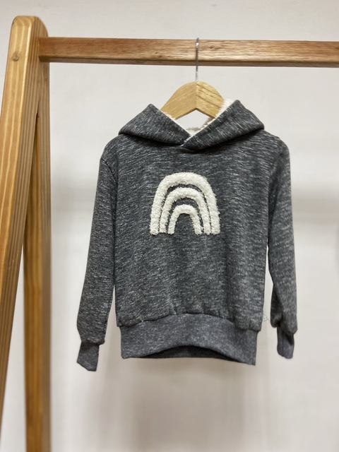 Pronta entrega - Casaco tradicional com capuz pelinho estampa RAINBOW pelinhos - comprar online