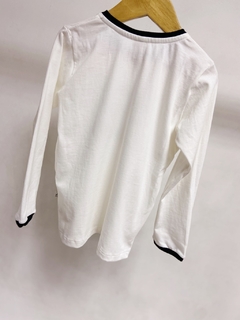 Pronta - Camiseta manga longa off you are loved detalhe friso preto - loja online