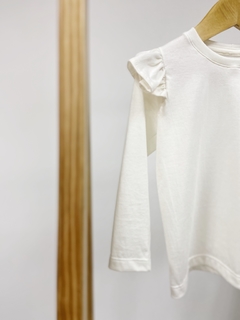 PRONTA ENTREGA - Blusa manga longa com babado liso basics OFF na internet