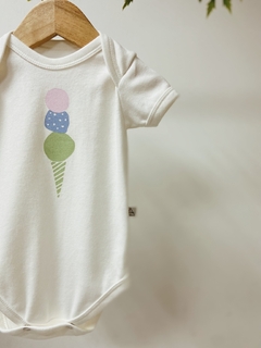 Imagem do Pronta entrega - Body manga curta off sorvete three colors casquinha verde fabula