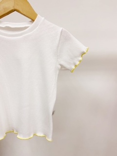 pronta entrega - Blusinha cropped canelado fru-fru yellow - comprar online