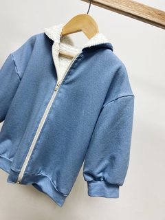 Pronta Entrega - Jaqueta denim com capuz forrada polar - You Boy Kids