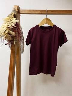 Pronta entrega - Camiseta manga curta lisa vinho - comprar online