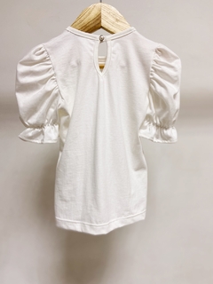 Pronta entrega - Blusa Kids manga princesa botão pérola off - comprar online