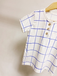 Pronta entrega - Camiseta botões Kids Manga curta estampada blue grid
