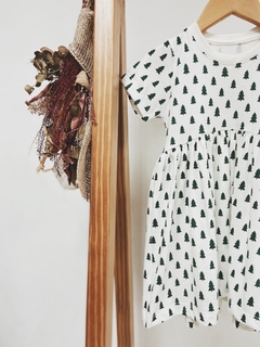 Pronta entrega - Vestido Mullet manga curta estampado off pinheirinhos verde