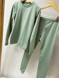 Pronta entrega - Conjunto térmico confort flanelado verde malva