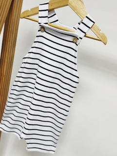 Pronta entrega - Jardineira baby botões em madeira natural estampada listras