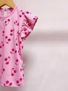 Pronta entrega - Blusa babado cherry detalhe botao perola