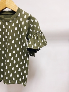 Pronta entrega - blusa manga curta com babado verde cactus pinheirinhos off - You Boy Kids