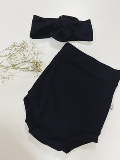 Pronta entrega - Shorts Hotpant com turbante canelado liso basics preto - loja online
