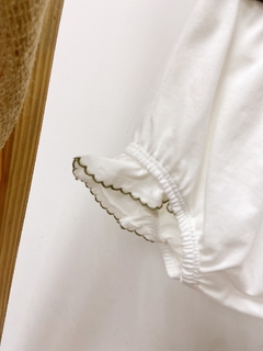 Pronta entrega - Bloomer liso com babado Off detalhe em picueta oliva