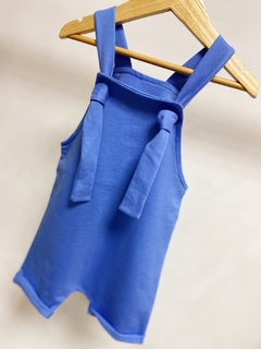 Pronta entrega - Jardineira kids curta barra virada alça nó blue - comprar online